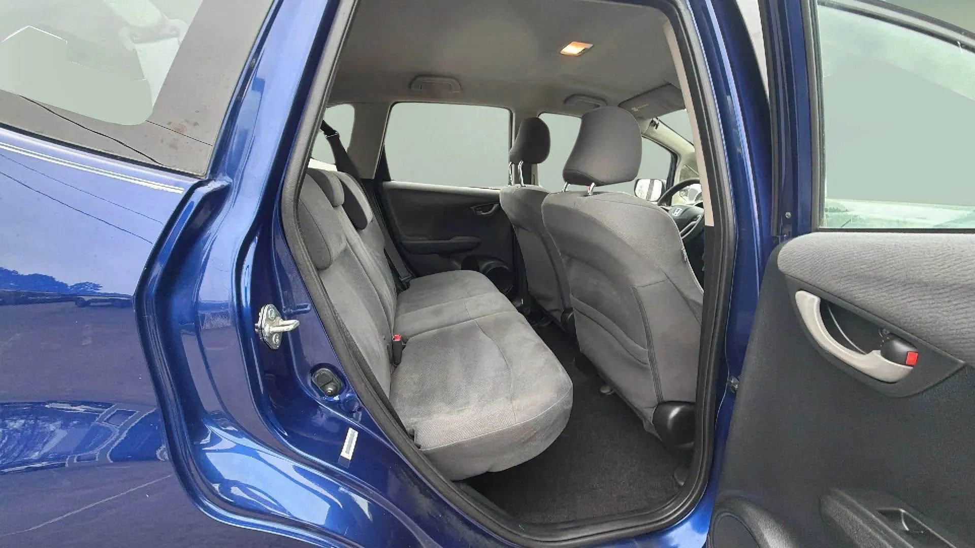 Used 2013 Honda Fit image 16