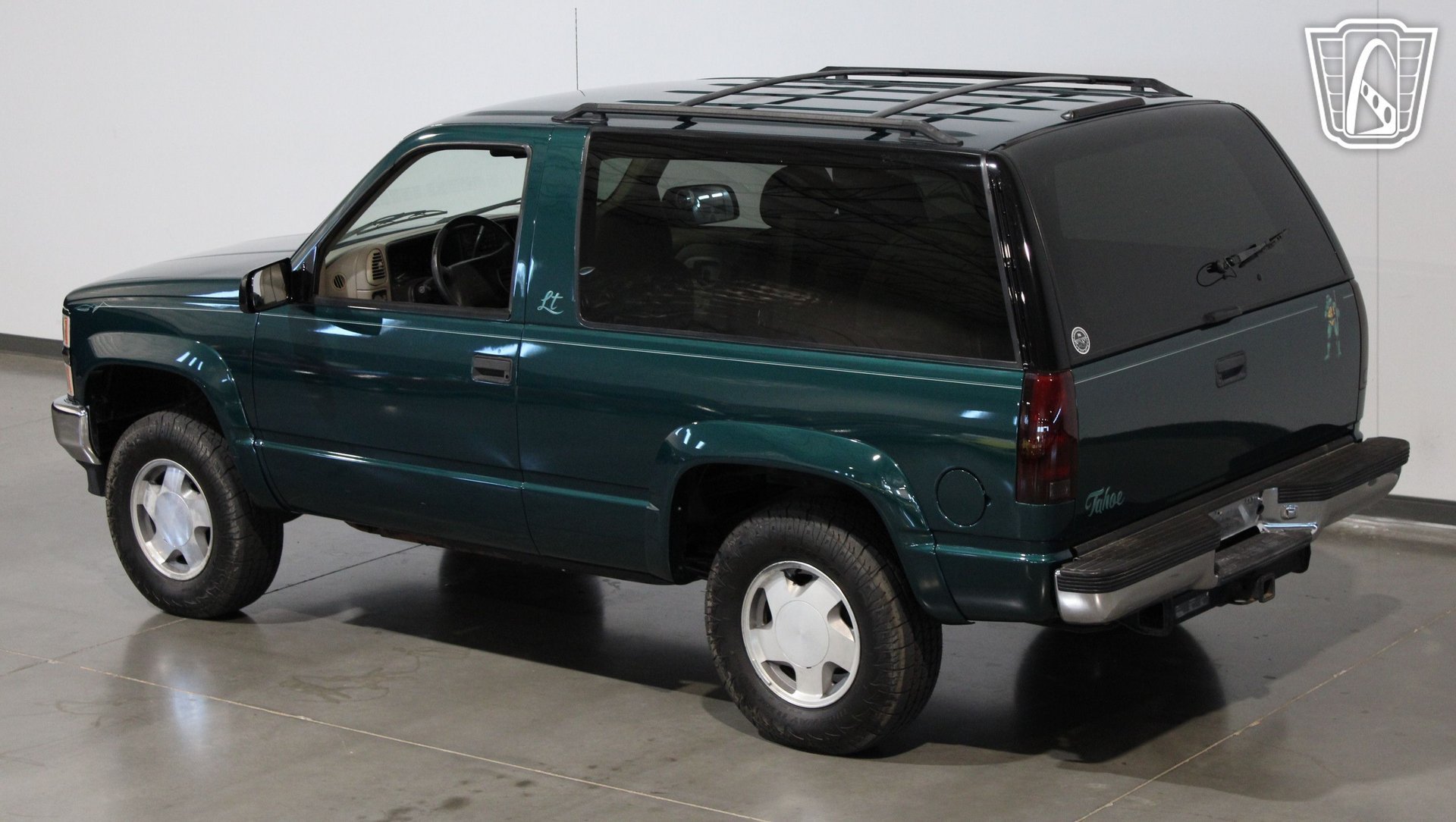 Used 1996 Chevrolet Tahoe 4WD 2-Door image 21