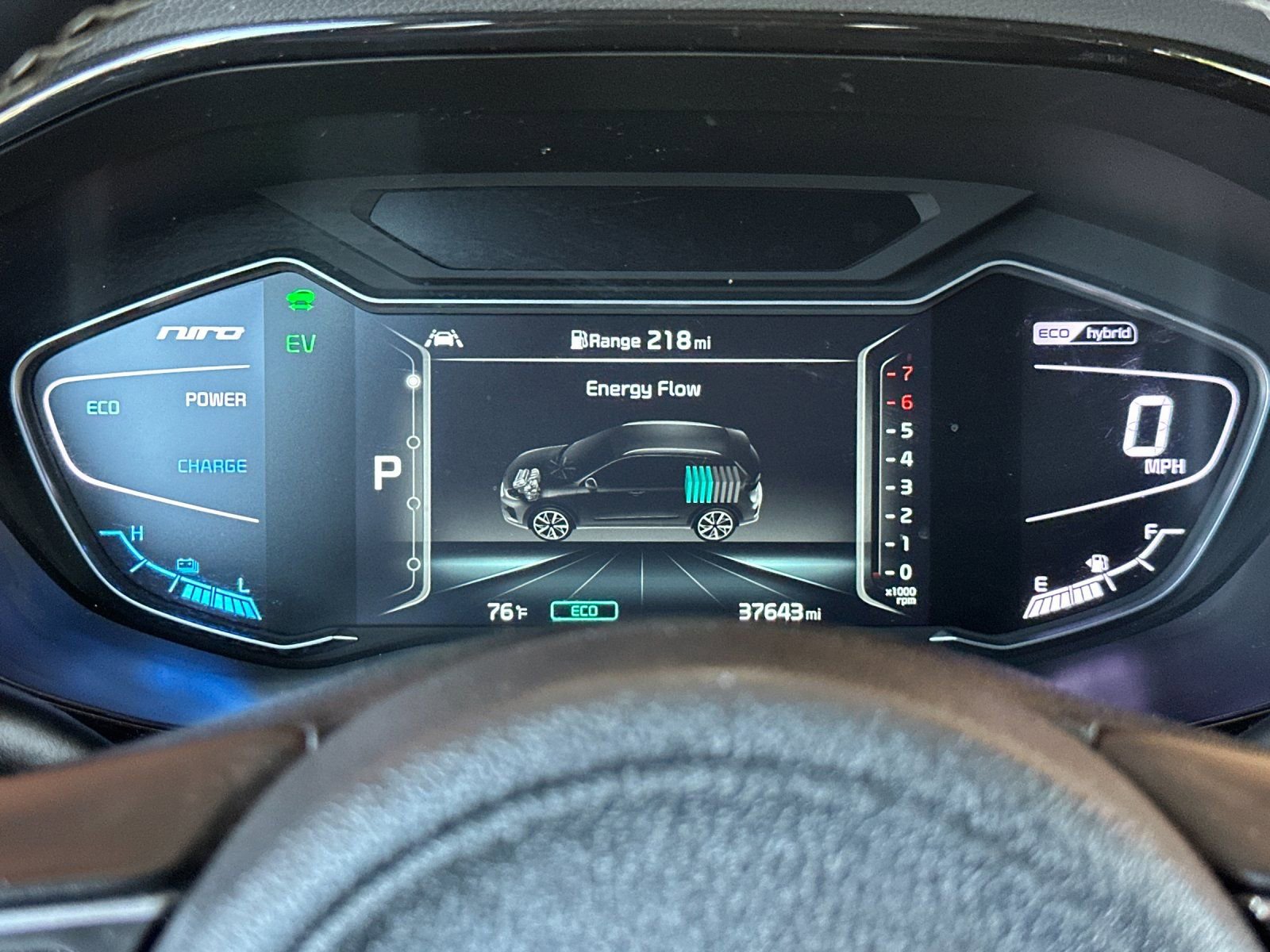 Used 2022 Kia Niro LXS w/ Digital Cluster Package FWD image 30