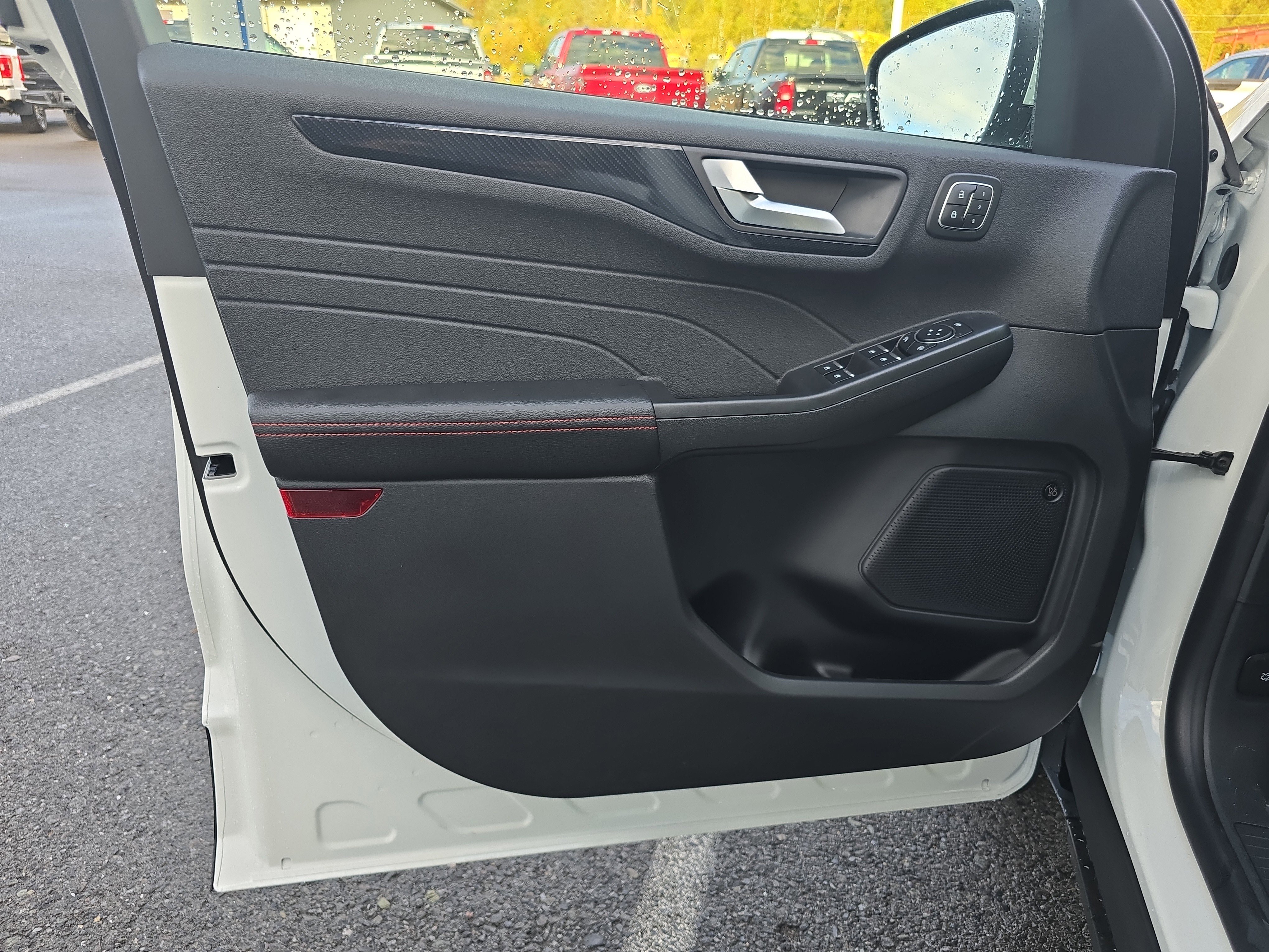 New 2026 Ford Escape ST-Line Select image 16