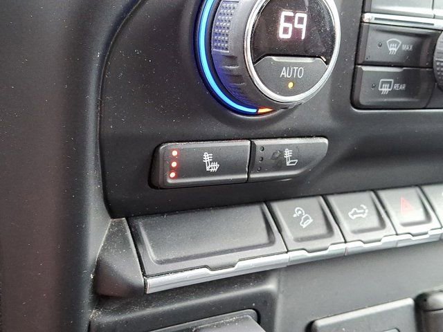 Used 2022 Chevrolet Silverado 1500 LT Trail Boss w/ Convenience Package II AWD/4WD image 28