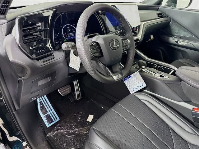 New 2026 Lexus TX 500h AWD image 9