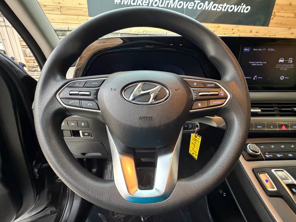 Certified 2022 Hyundai Palisade SE image 17