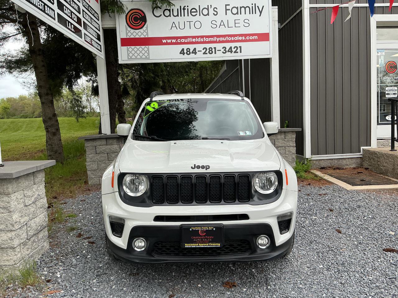 Used 2019 Jeep Renegade Altitude w/ Quick Order Package 2XM AWD/4WD image 8