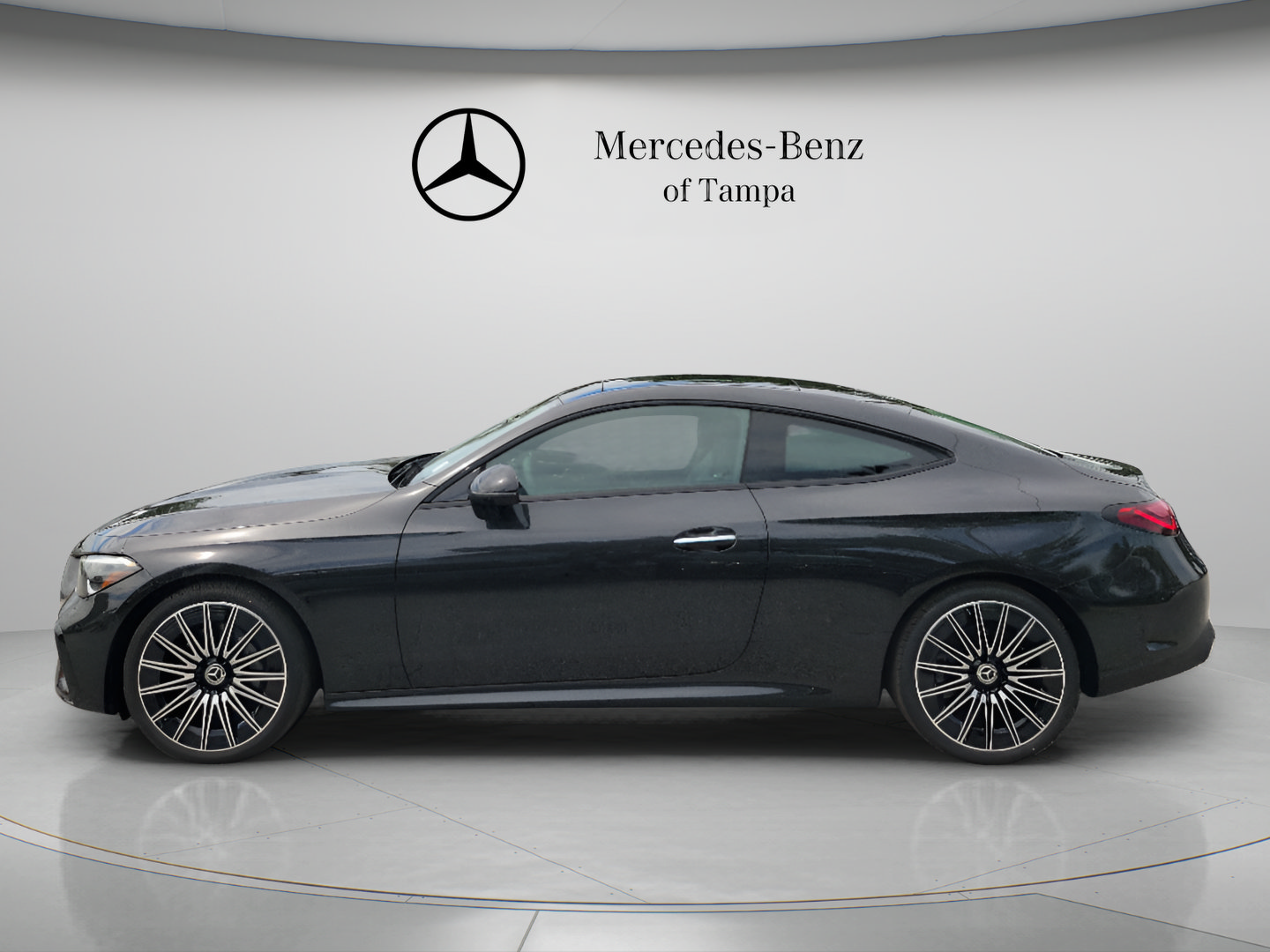 New 2026 Mercedes-Benz CLE 300 4MATIC Coupe image 2