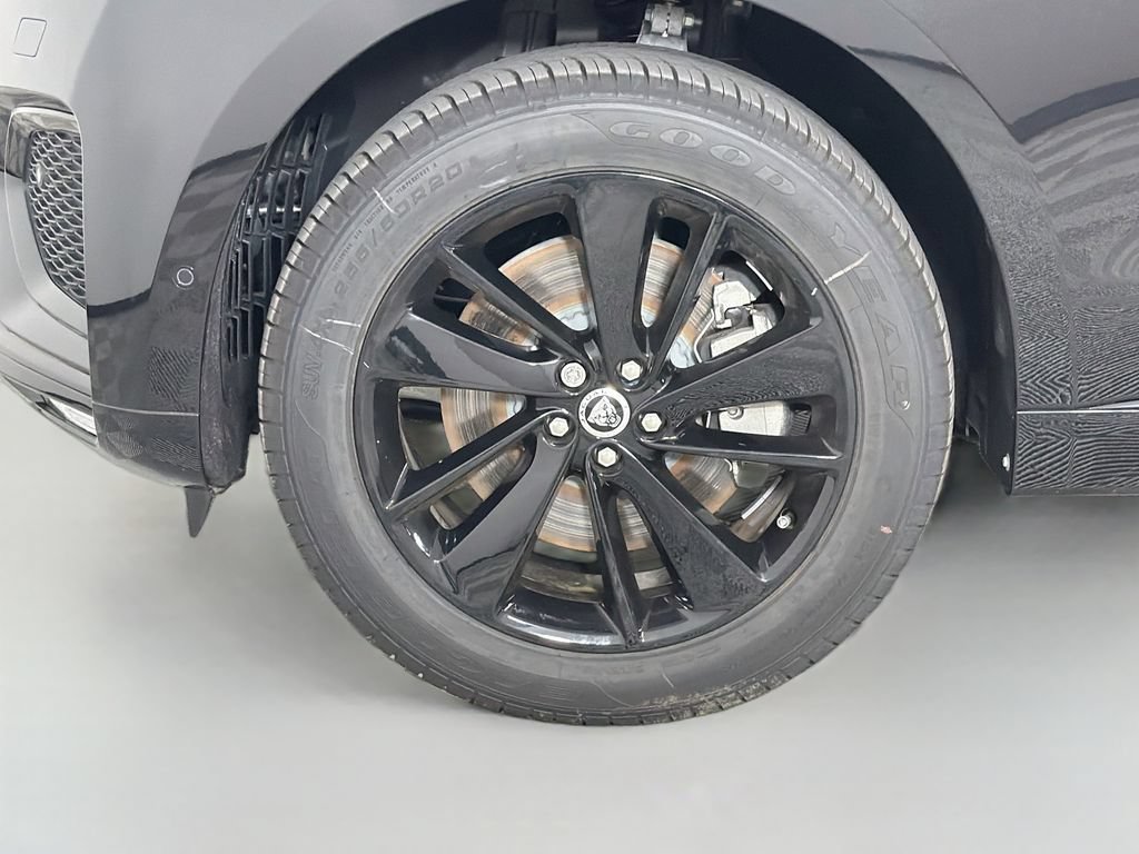 New 2026 Jaguar F-PACE R-Dynamic S AWD/4WD image 33