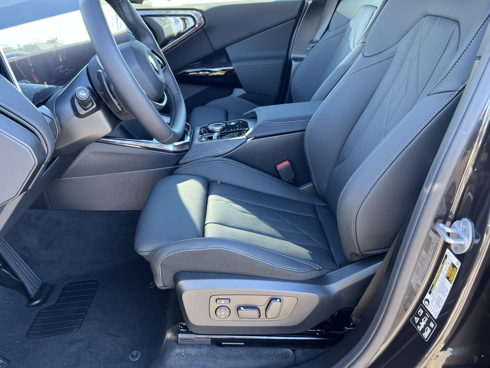 New 2026 BMW X3 xDrive30 w/ Premium Package image 10
