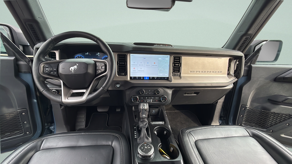 Used 2025 Ford Bronco Outer Banks AWD/4WD image 40