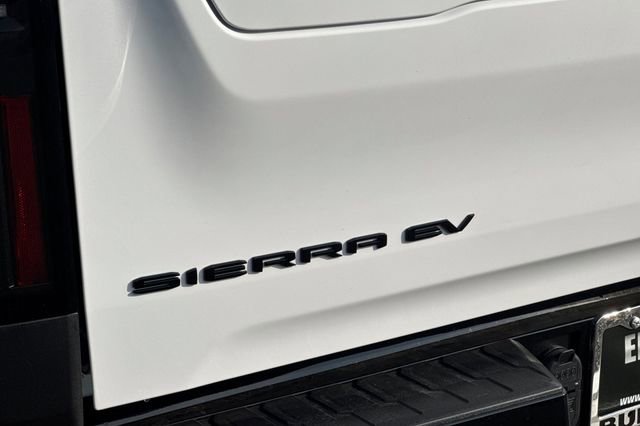 New 2026 GMC Sierra EV Elevation w/ LPO, Elevation Dark Package image 31