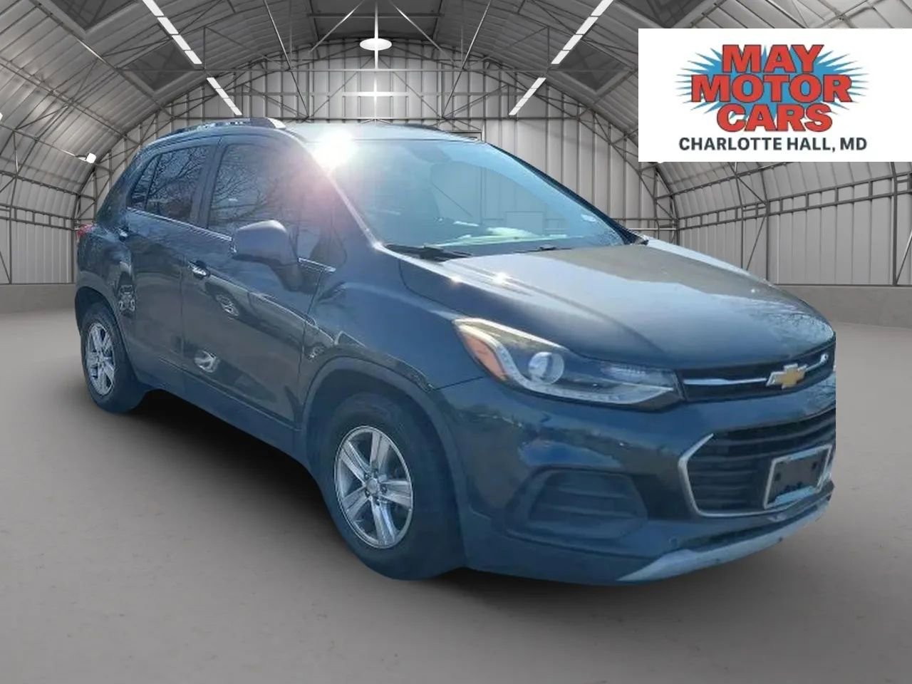 Used 2018 Chevrolet Trax LT w/ LT Convenience Package image 2
