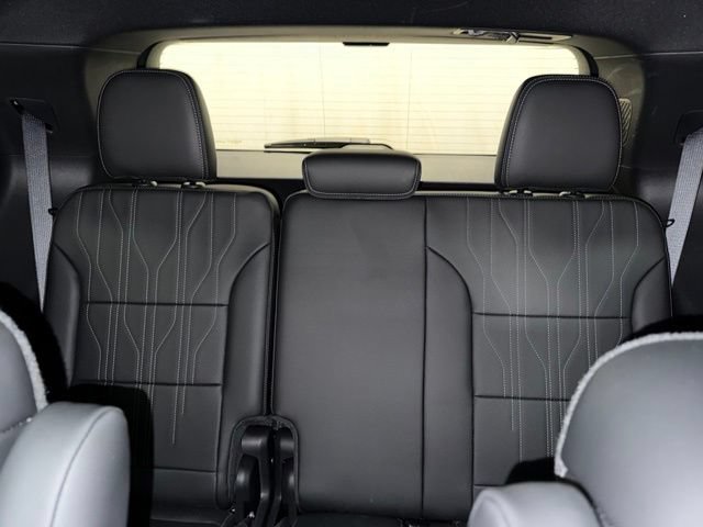 Used 2026 Buick Enclave Avenir w/ Super Cruise Package AWD/4WD image 20