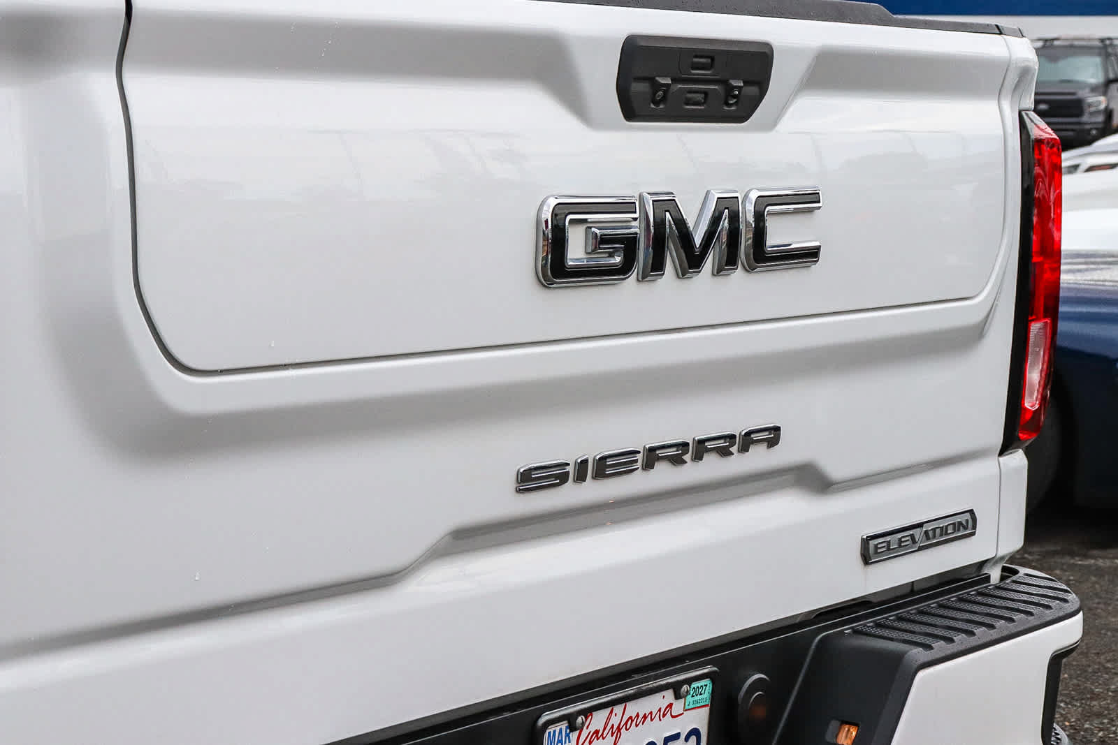 Used 2021 GMC Sierra 1500 Elevation AWD/4WD image 12