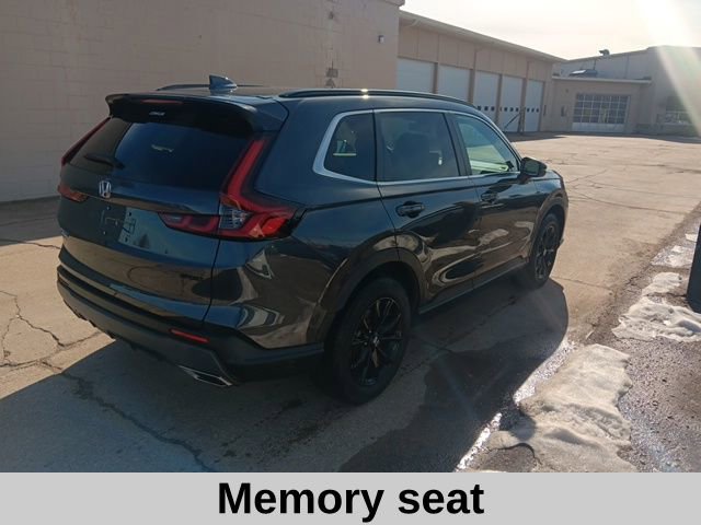 Used 2025 Honda CR-V Sport-L image 4