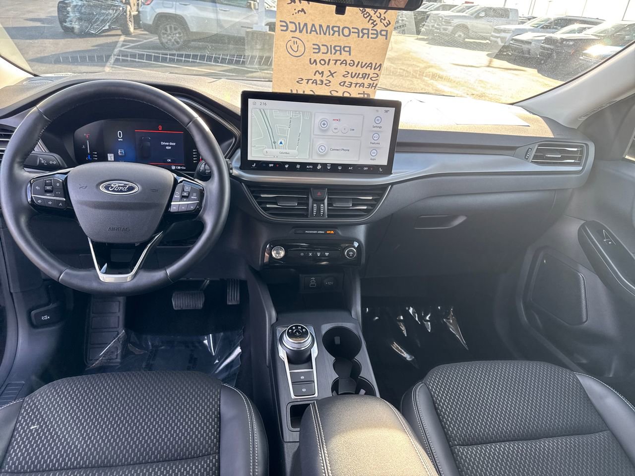 Used 2024 Ford Escape SE image 15