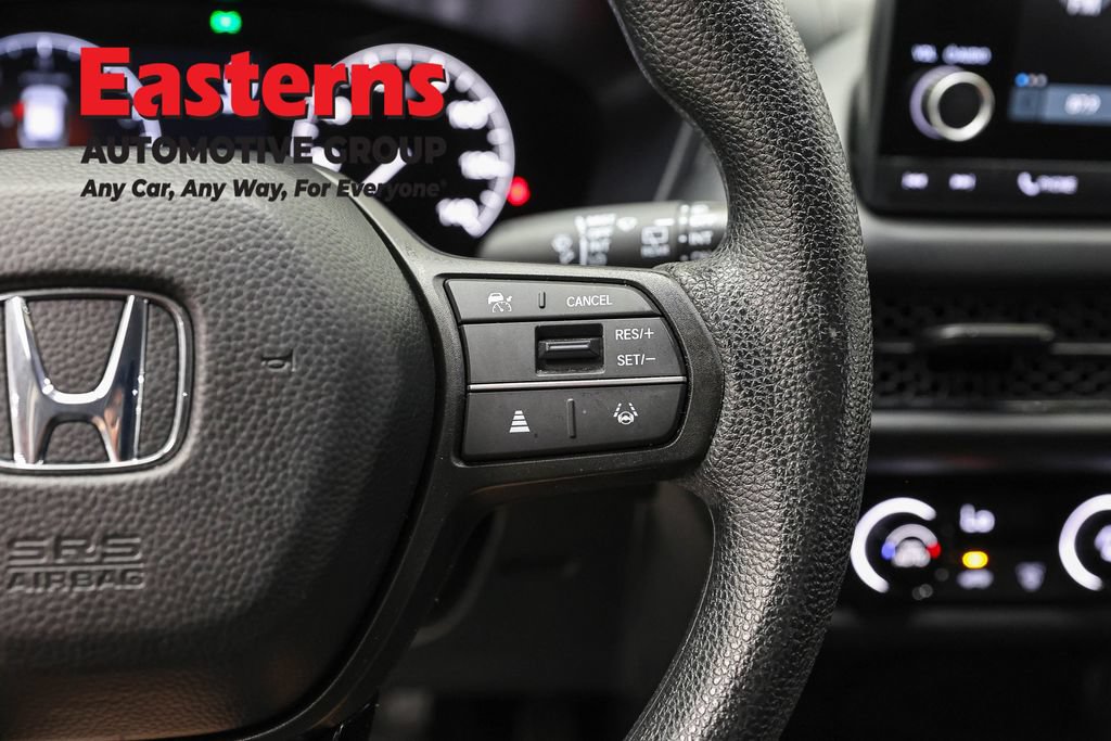 Used 2025 Honda HR-V LX image 16
