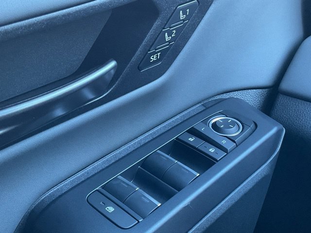 New 2026 Toyota RAV4 XSE AWD/4WD image 34