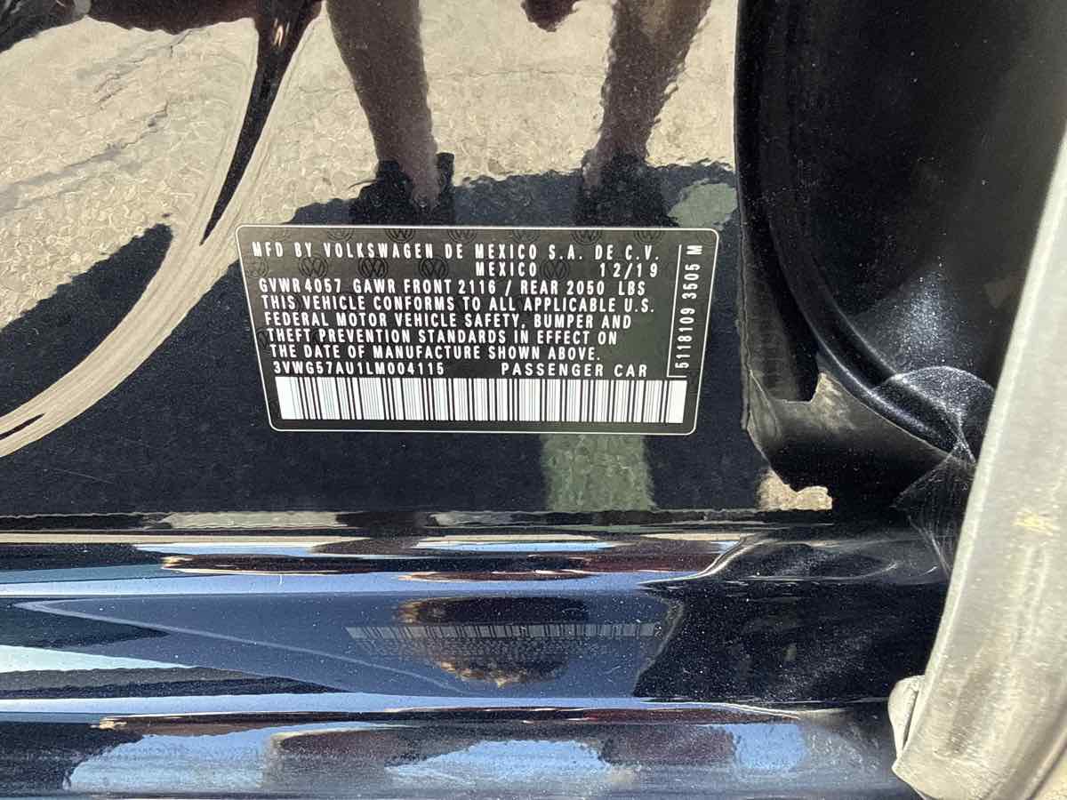 Used 2020 Volkswagen Golf 4-Door FWD image 24