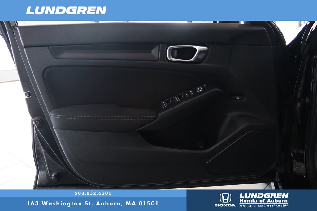 Used 2025 Honda Civic Sport image 9