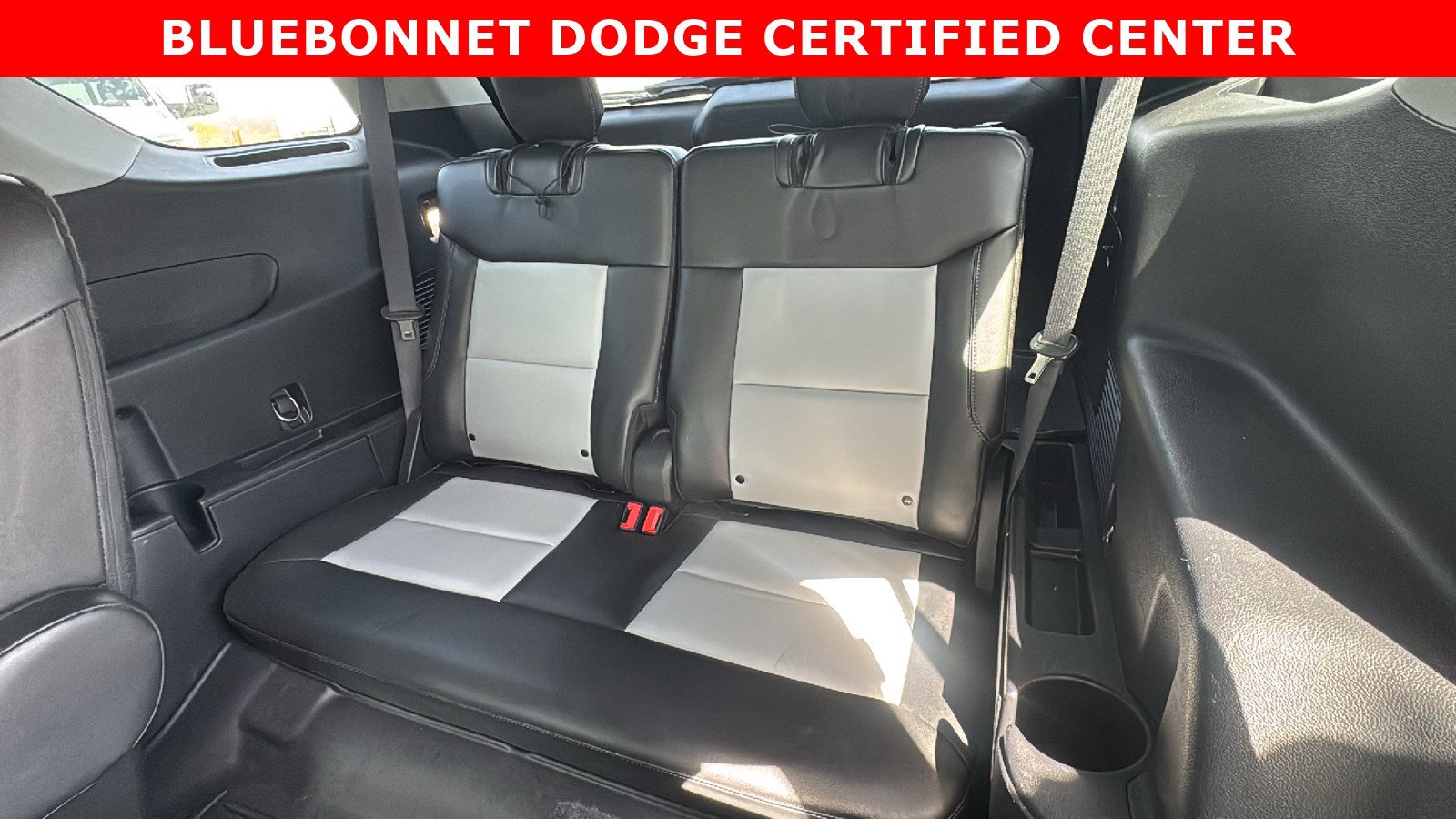 Used 2022 Ford Explorer XLT w/ Equipment Group 202A image 15