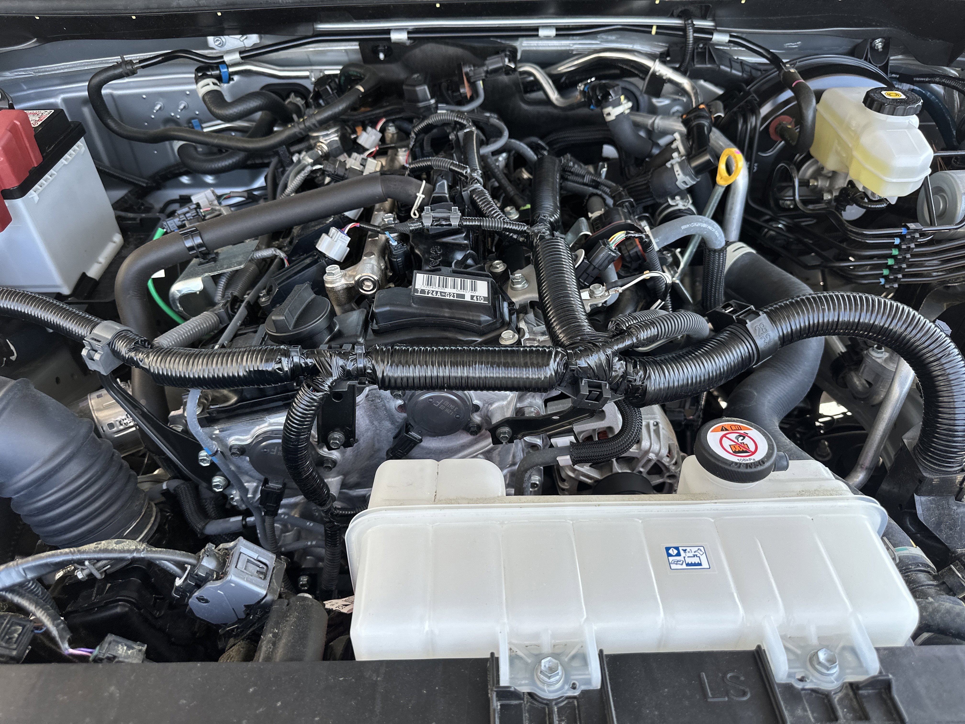 Used 2025 Toyota 4Runner SR5 AWD/4WD image 10