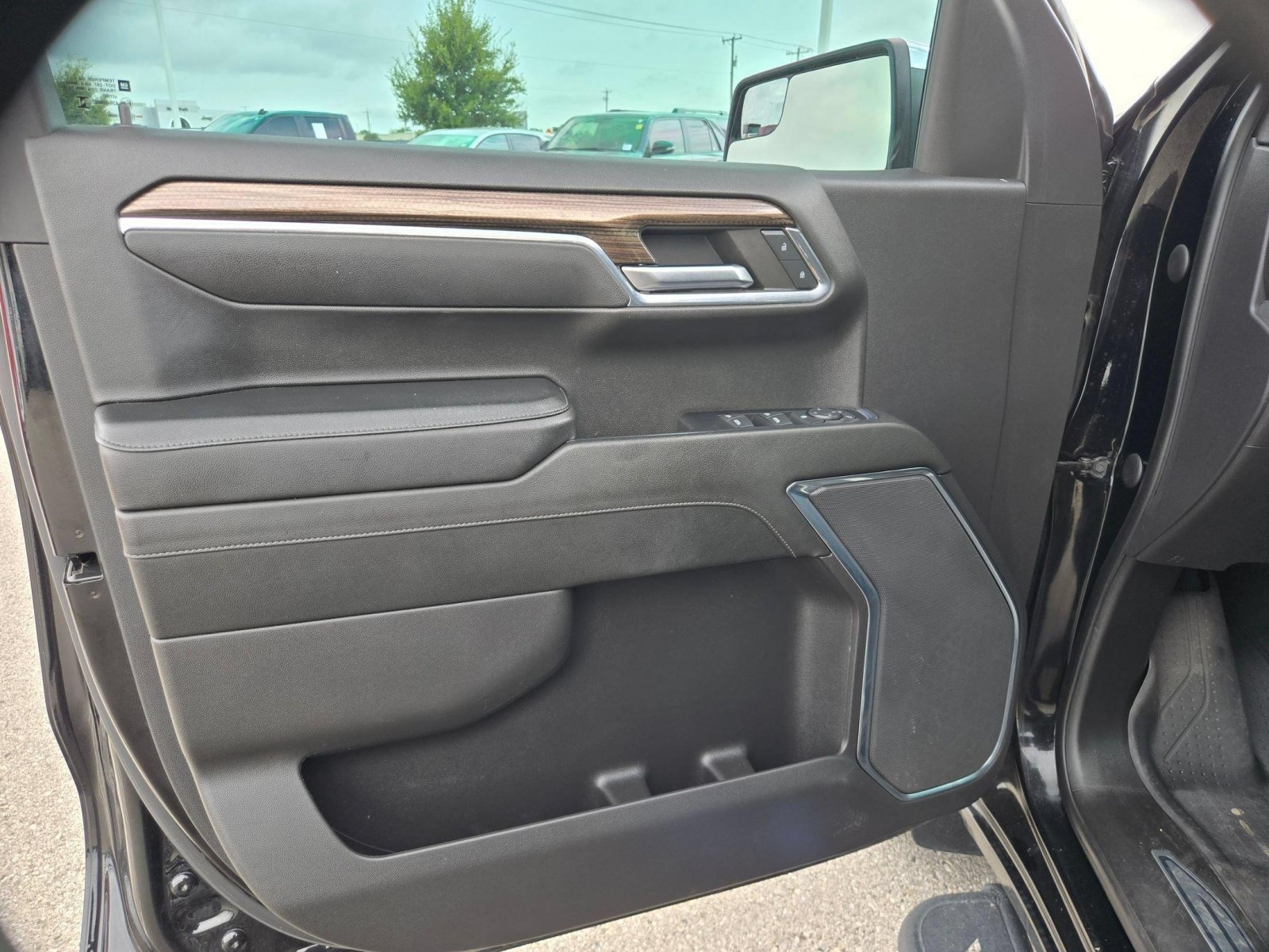 Used 2024 Chevrolet Silverado 1500 LT w/ Texas Edition Plus RWD image 12