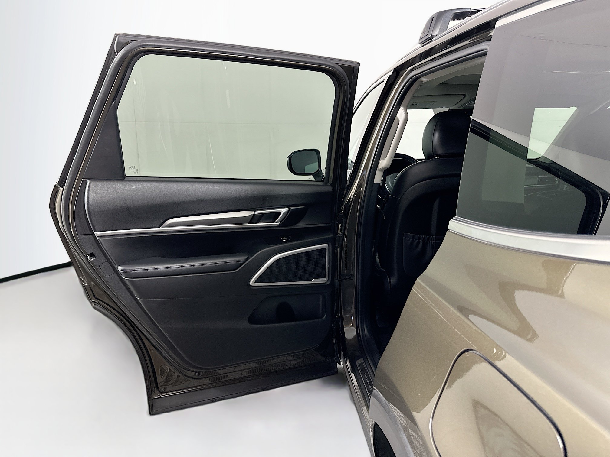 Used 2020 Kia Telluride S AWD/4WD image 26