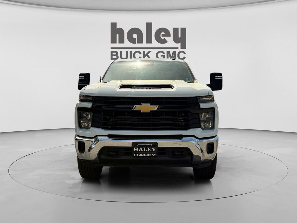 Used 2024 Chevrolet Silverado 3500 W/T AWD/4WD image 8