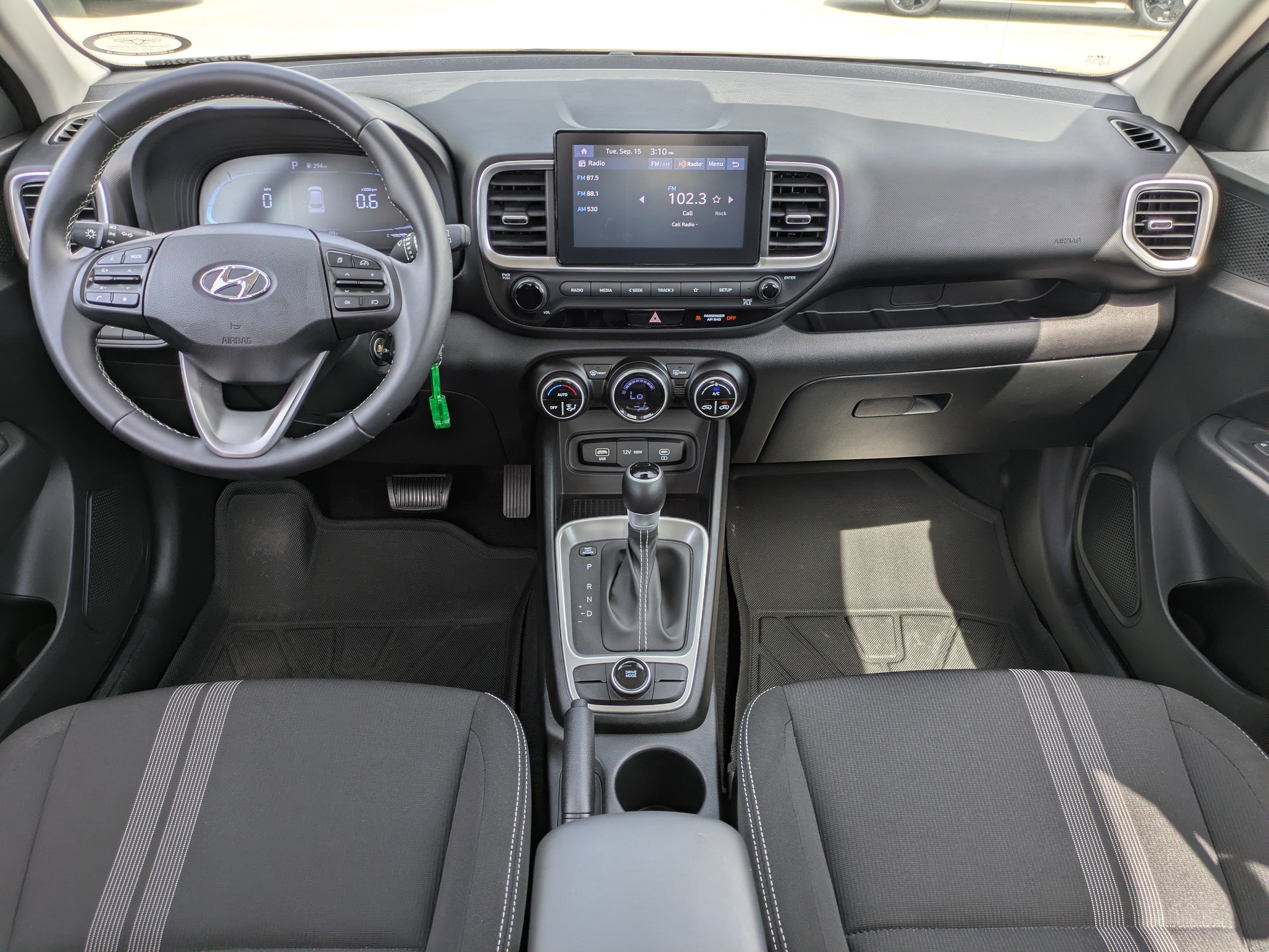 Certified 2023 Hyundai Venue SEL w/ Cargo Package FWD image 13