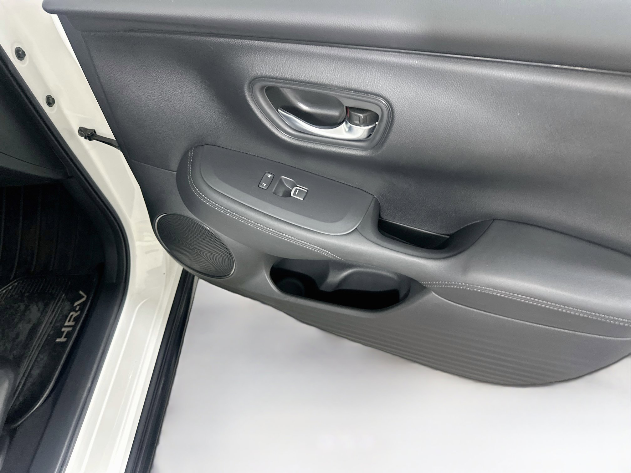 Used 2024 Honda HR-V EX-L image 30