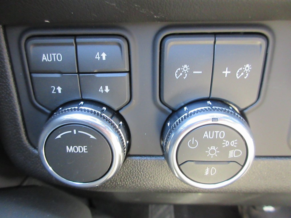 New 2026 GMC Yukon XL Elevation image 18