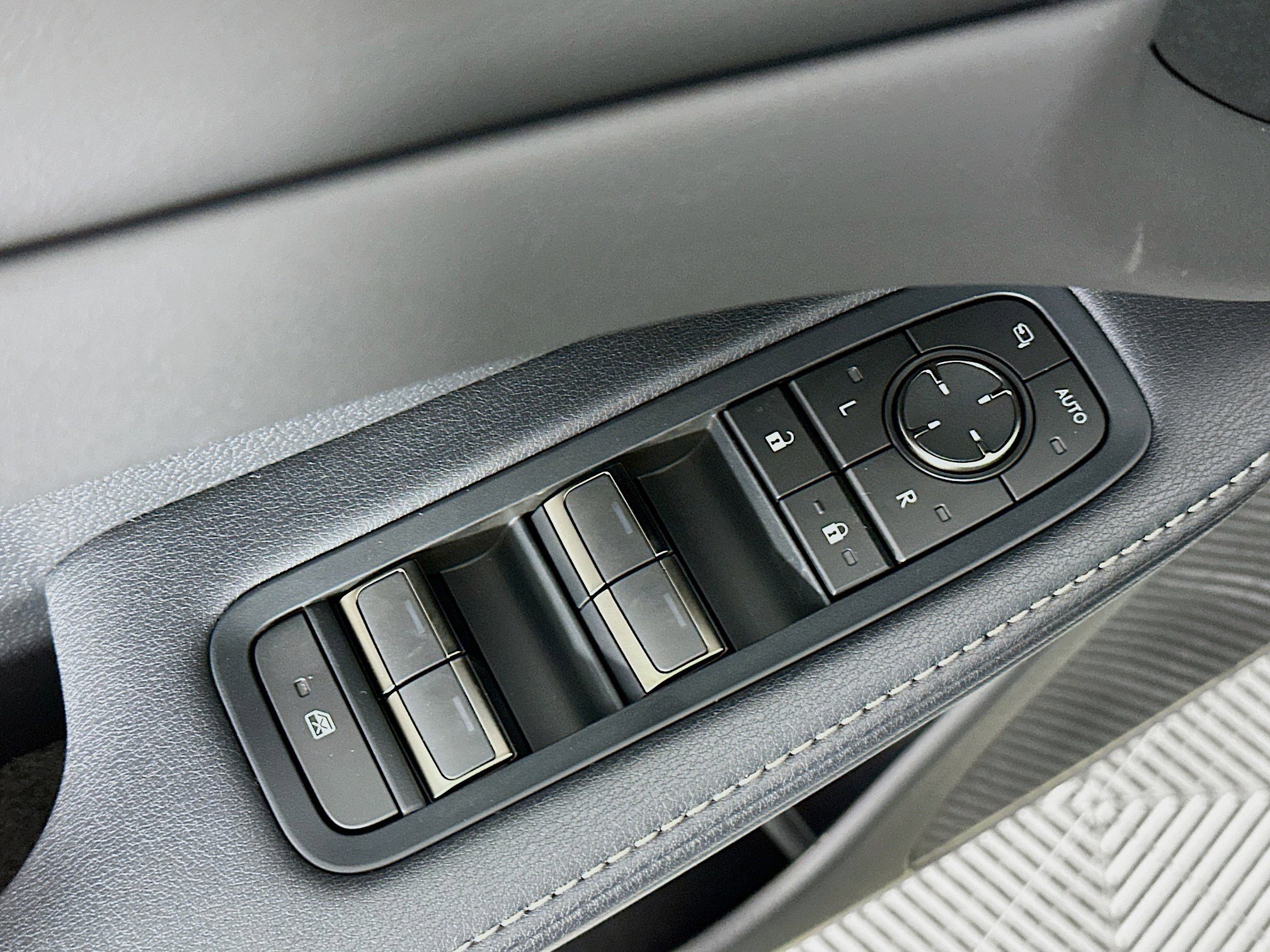 New 2025 Lexus RX 350 F Sport image 18