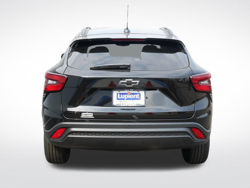 New 2026 Chevrolet Trax LT w/ Driver Confidence Package FWD image 5