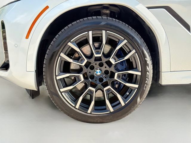 Used 2025 BMW X6 M60i AWD/4WD image 43