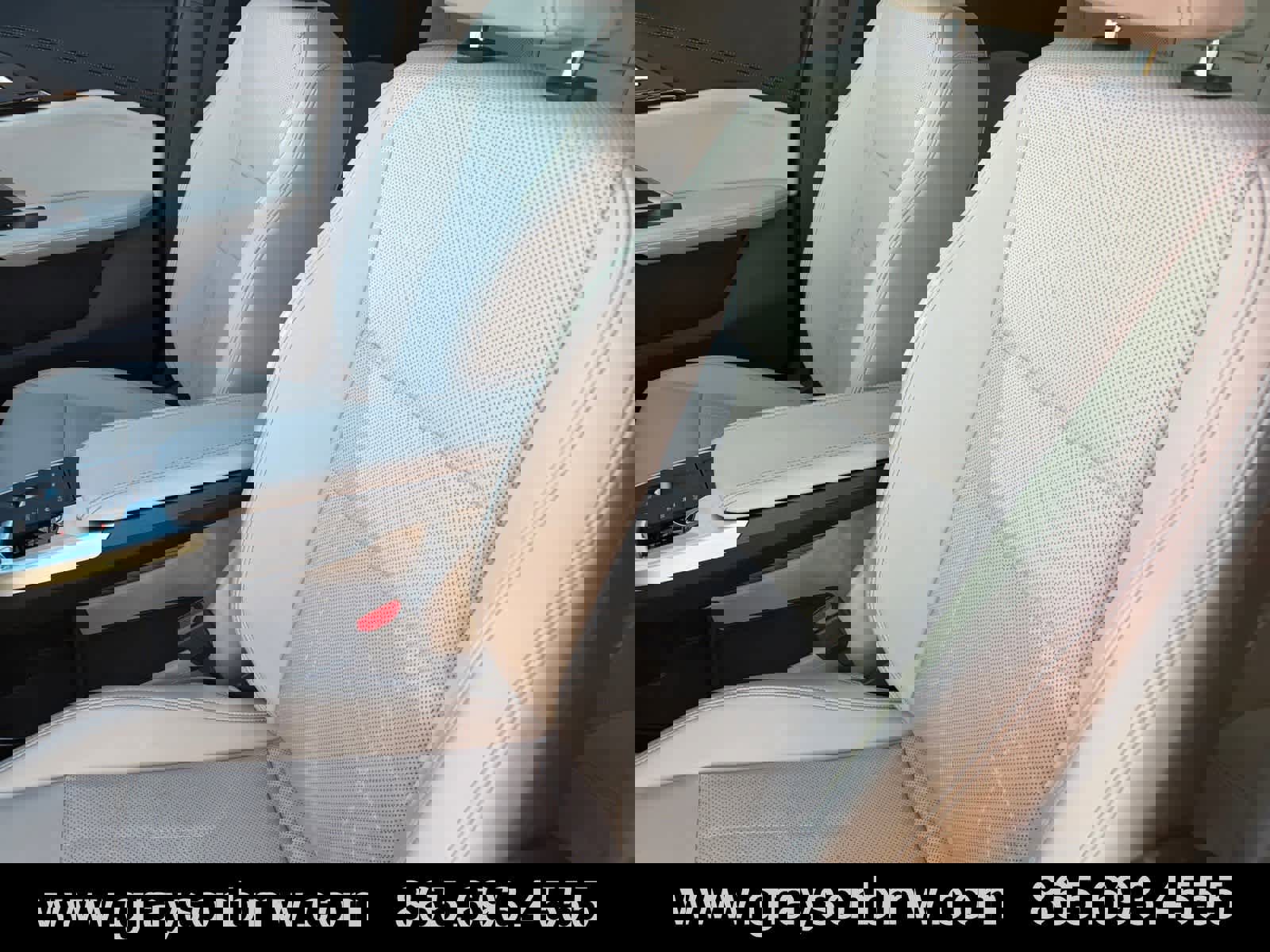 Used 2023 BMW X1 xDrive28i w/ Convenience Package image 11