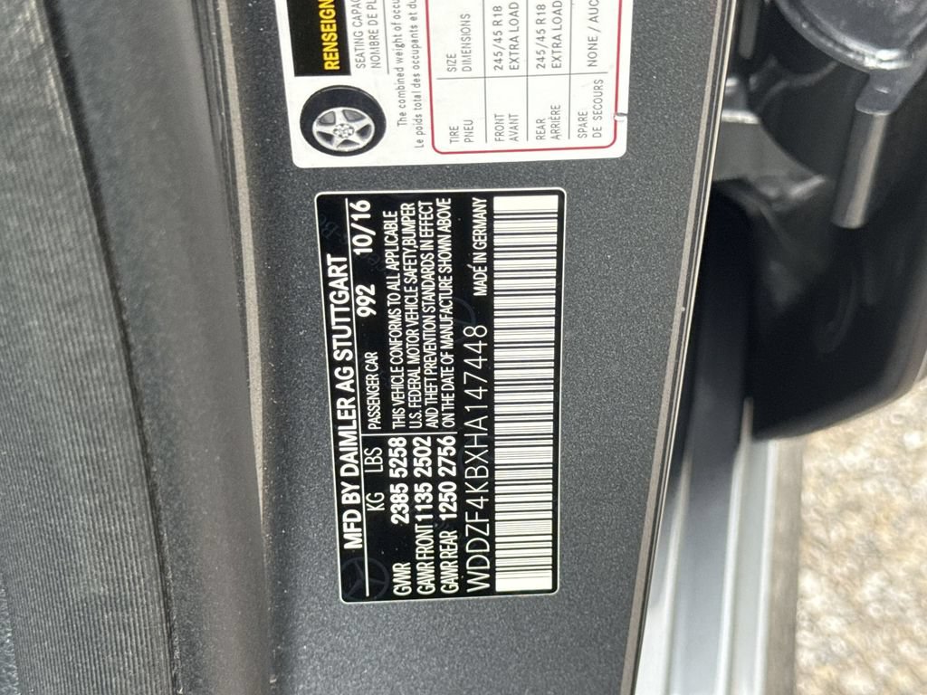 Used 2017 Mercedes-Benz E 300 4MATIC image 27