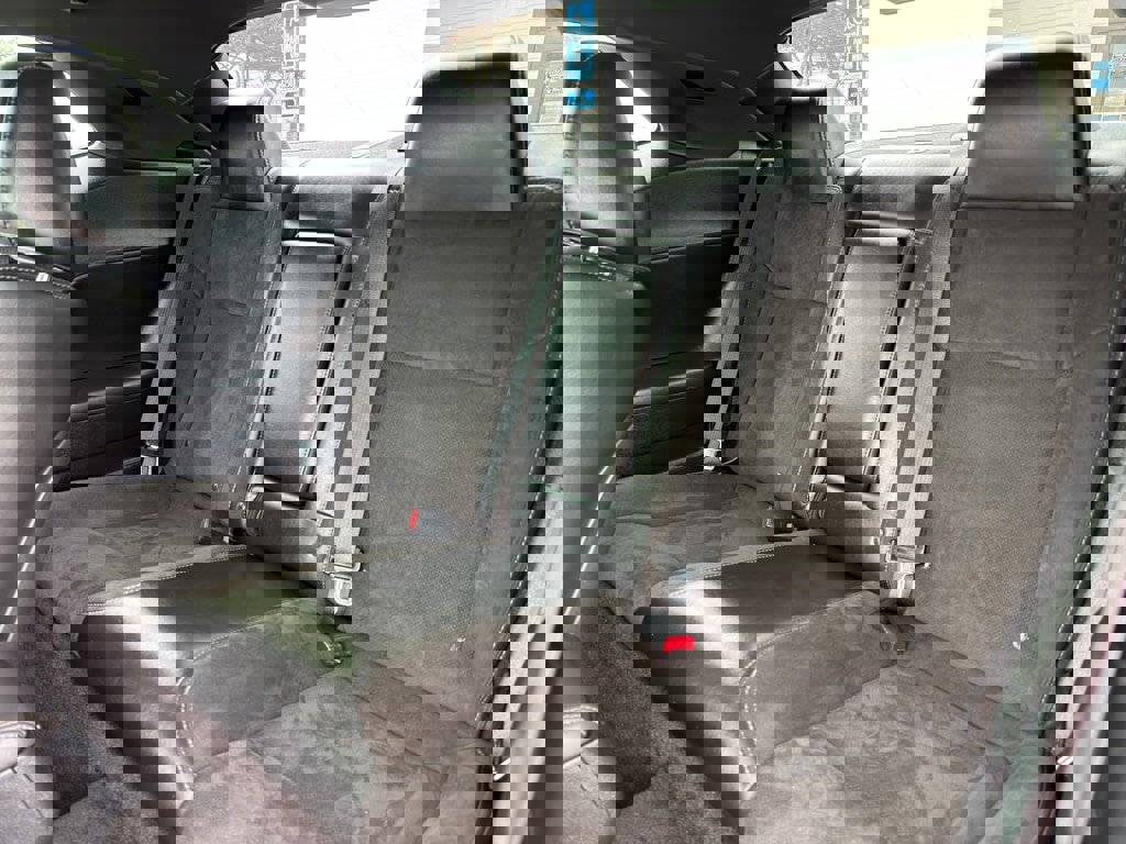 Used 2017 Dodge Challenger R/T Scat Pack w/ Leather Interior Group image 12