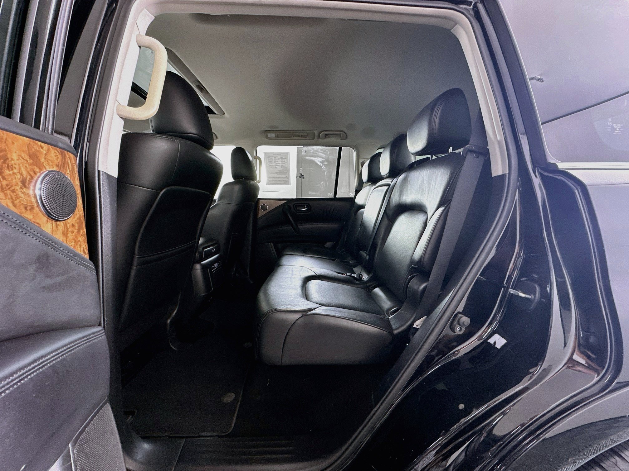Used 2023 Nissan Armada SL RWD image 29