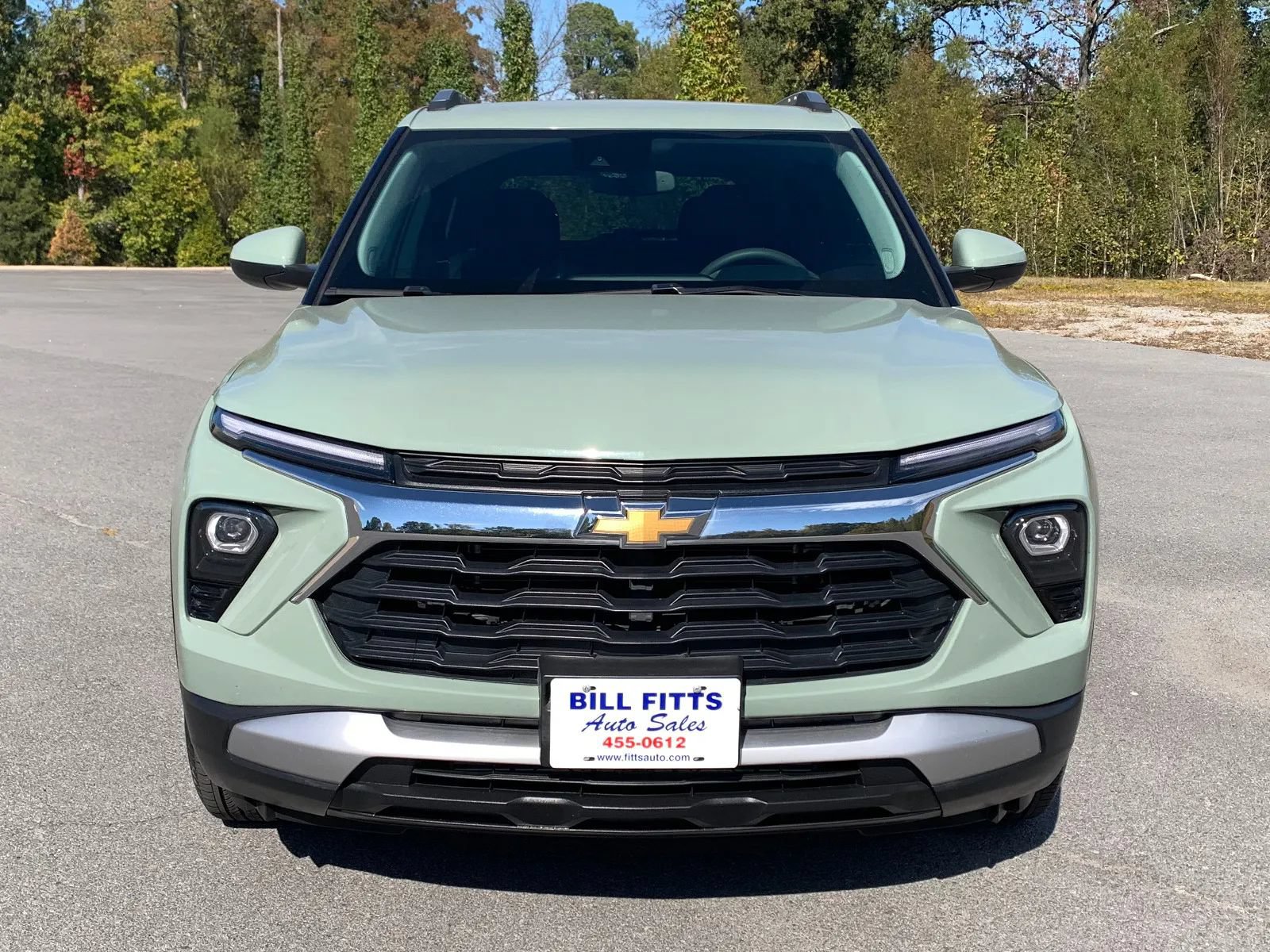 Used 2026 Chevrolet TrailBlazer LT FWD image 2