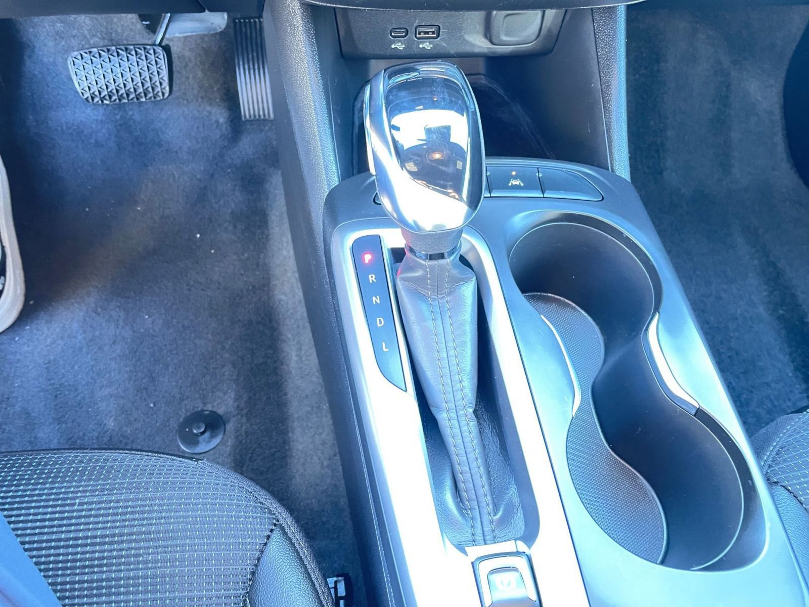 Used 2025 Buick Envista Preferred image 42