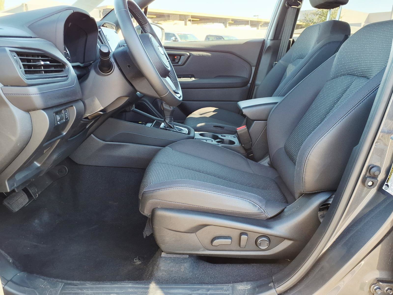 Used 2025 Subaru Forester Premium AWD/4WD image 22
