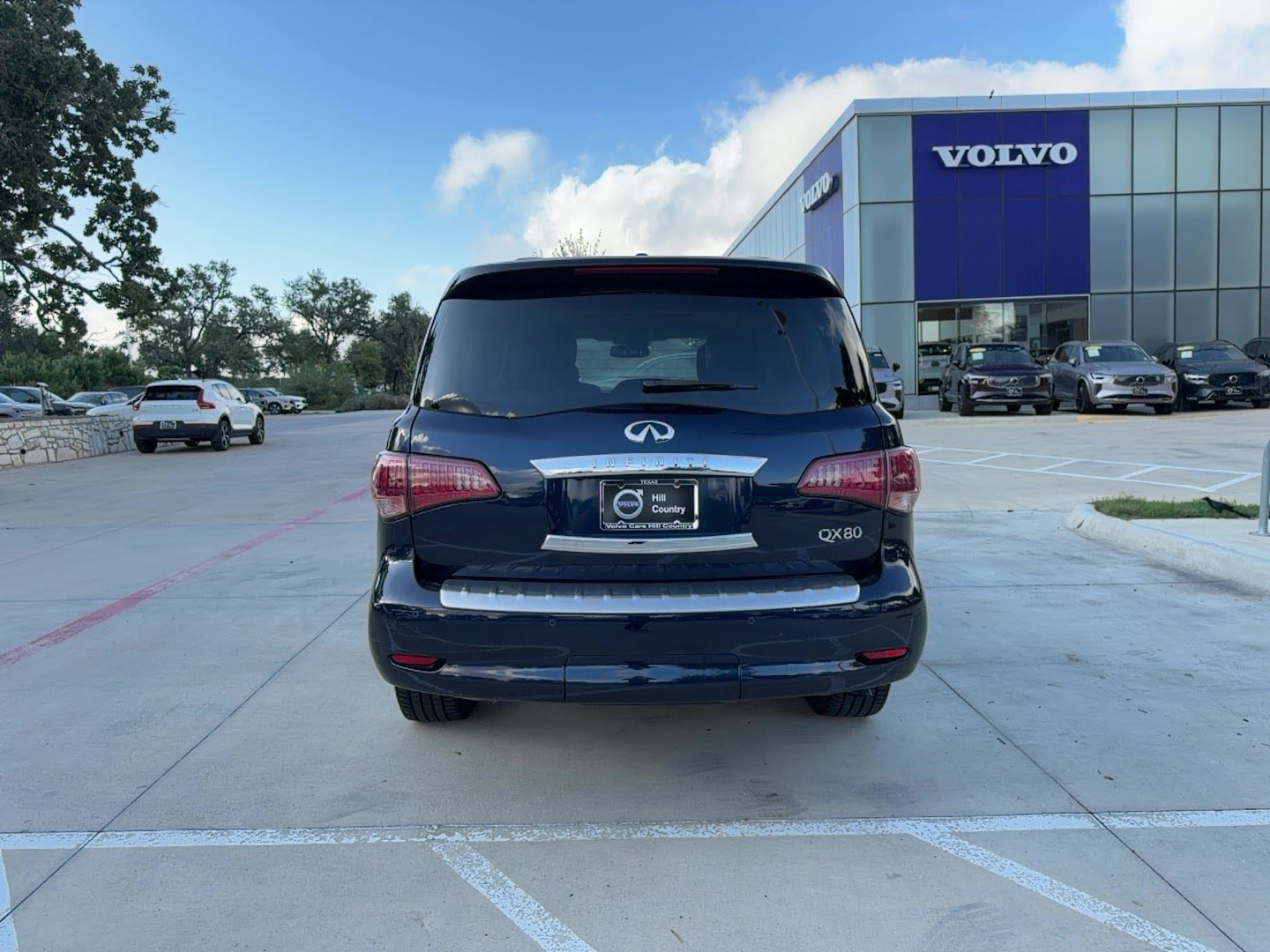 Used 2017 INFINITI QX80 2WD w/ Driver Assistance Package image 5