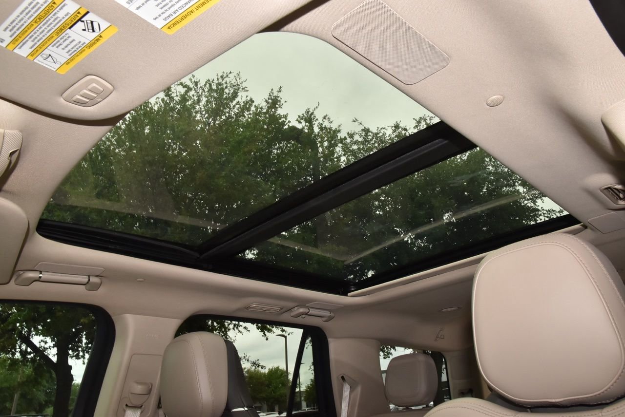 Used 2024 Lincoln Navigator Reserve AWD/4WD image 31