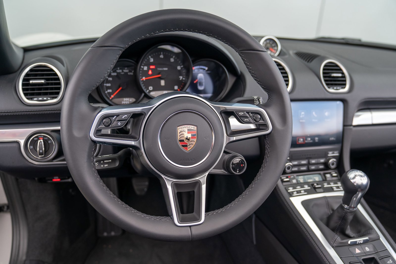 New 2025 Porsche 718 Boxster image 13