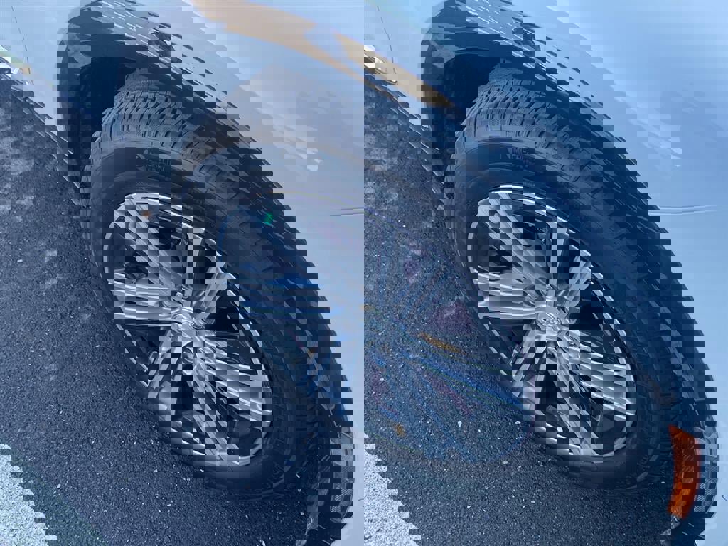 Certified 2026 Cadillac Lyriq Premium Luxury w/ LPO, Floor Liner Package image 14