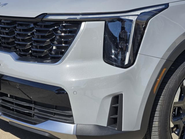 Certified 2026 Kia Sorento S FWD image 11