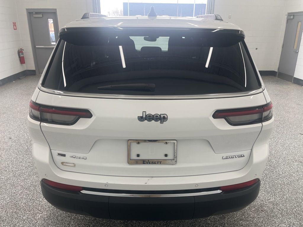 Used 2023 Jeep Grand Cherokee L Limited w/ Rear Seat Video Group I image 3