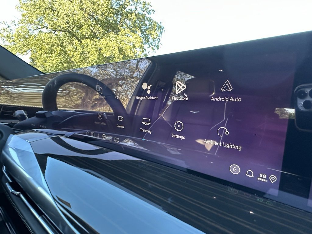 New 2026 Cadillac Escalade ESV Luxury w/ Touring Package image 15