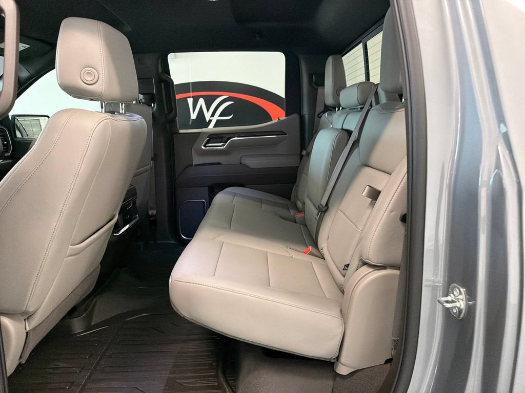 Used 2026 GMC Sierra 1500 SLT w/ SLT Premium Plus Package AWD/4WD image 13