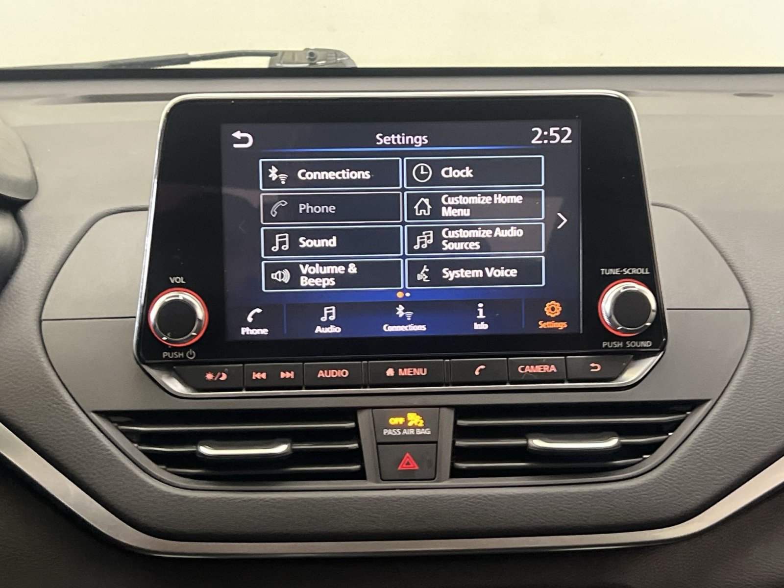 Used 2020 Nissan Altima 2.5 S FWD image 17