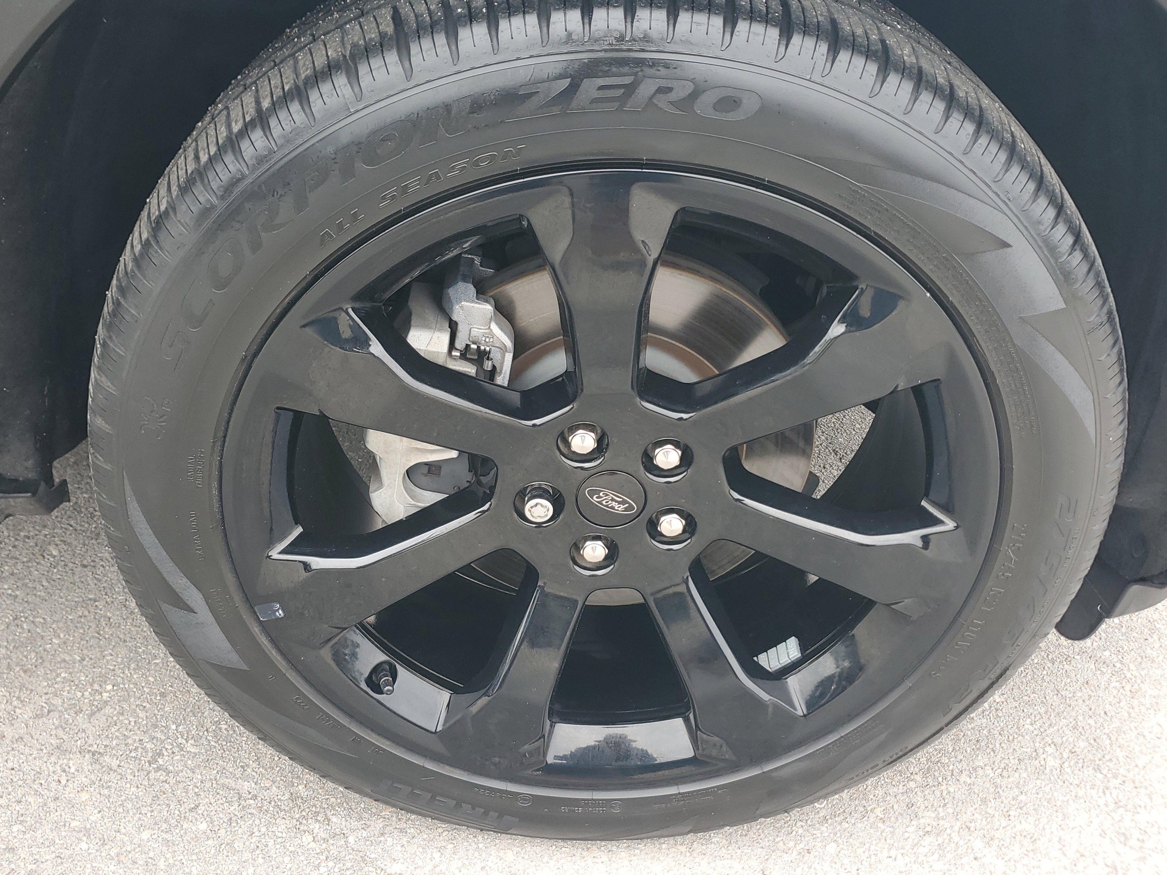 Used 2023 Ford Explorer ST-Line w/ Class IV Trailer Tow Package image 31